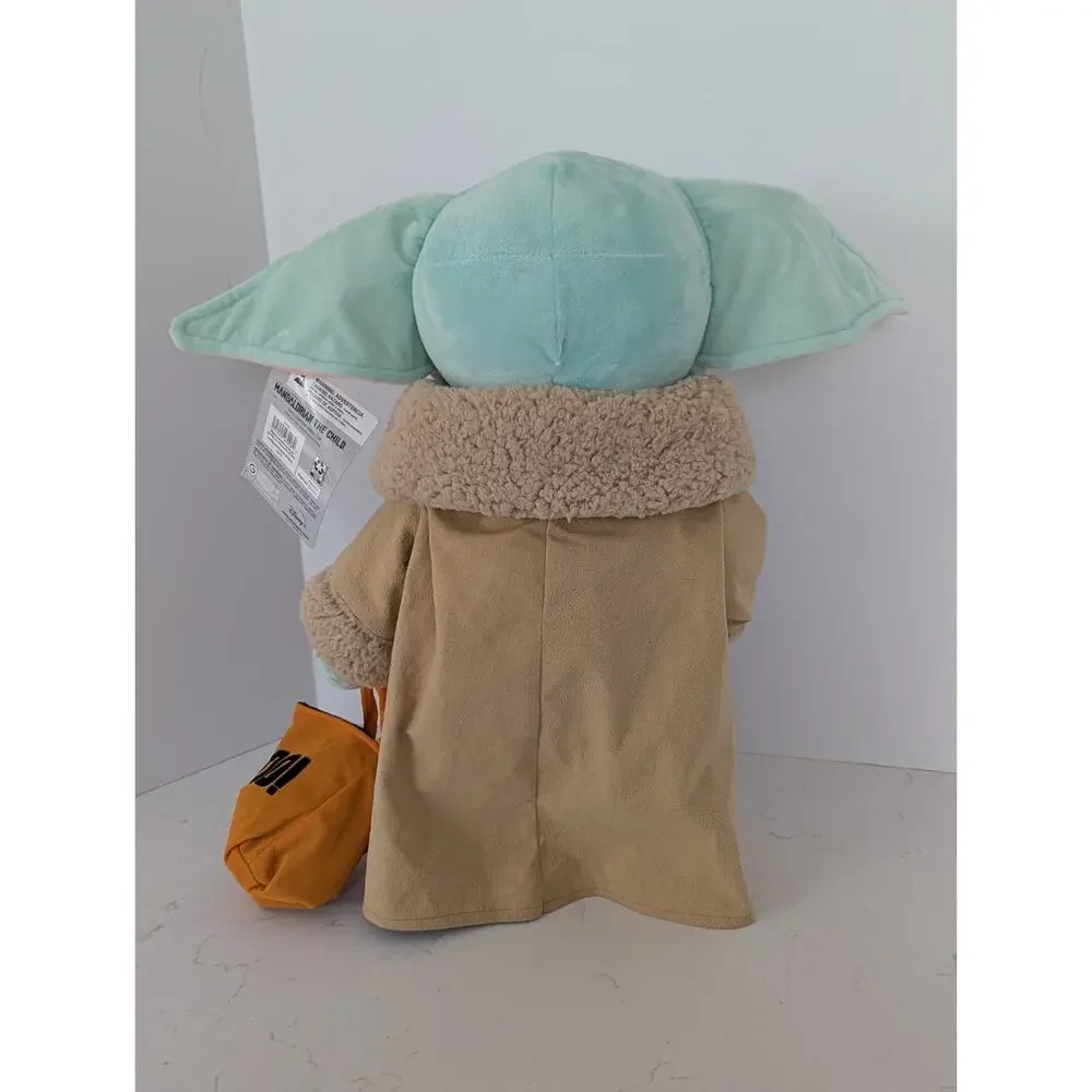 Mandalorian The Child Halloween Greeter NWT Decoration